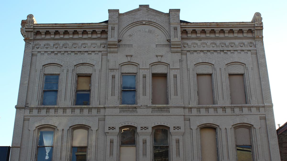 Walker’s Point wrestles with preserving history Milwaukee Business