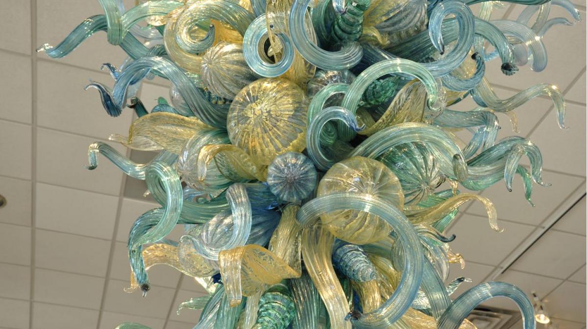 chihuly chandelier cost