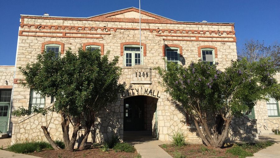 San Antoniobased commZoom lands deal as official service