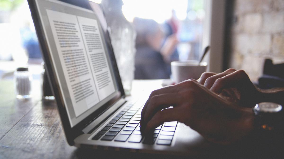 3-marketing-lessons-i-learned-from-writing-a-book-in-72-hours-kansas