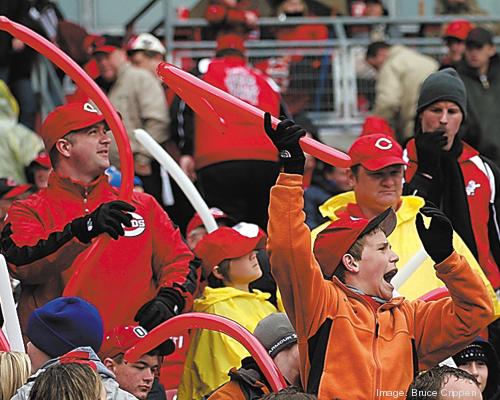 Cincinnati Reds fans among best in MLB, survey says - Cincinnati