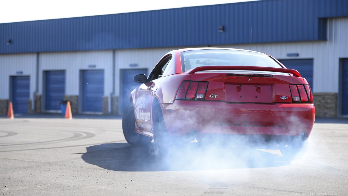 Hollywood stunt driver opens stunt school in (SLIDESHOW