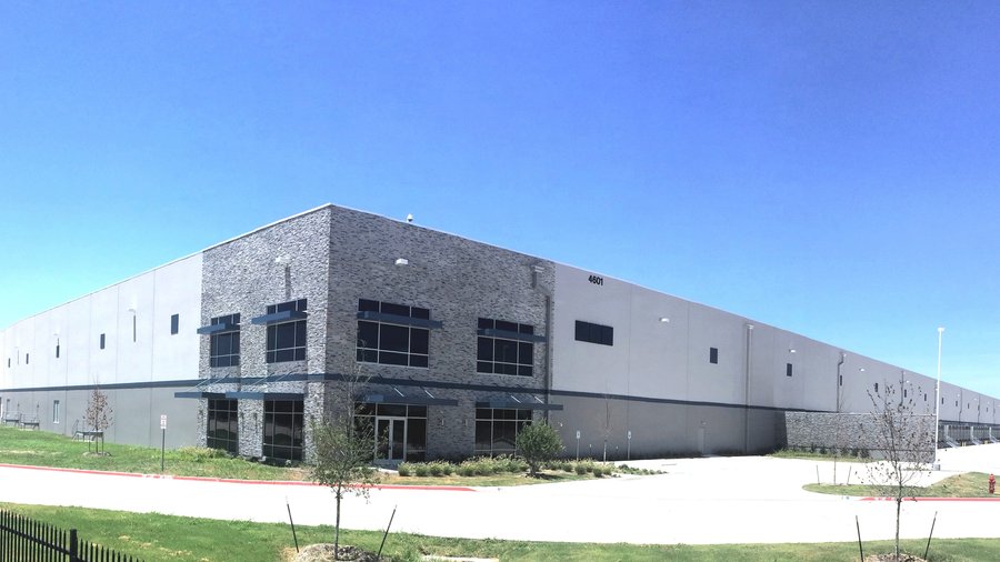 Amazon continues DFW expansion with another hub in Fort