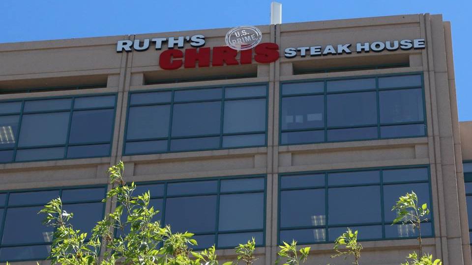 Ruth's Chris Steak House sets Albuquerque restaurant opening date