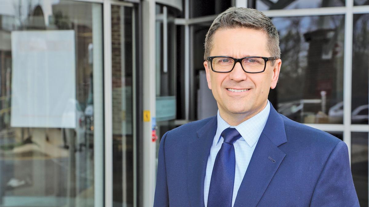 Best in Finance 2016 Paul Nicholson, University of Maryland St. Joseph Medical Center