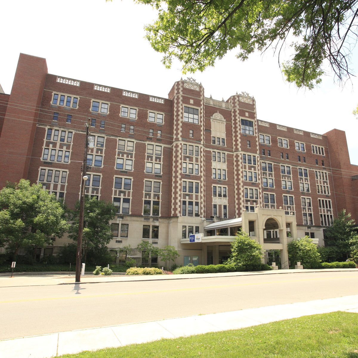 Bethesda Hospital, Oak and Reading Road, Avondale, Cincinnati