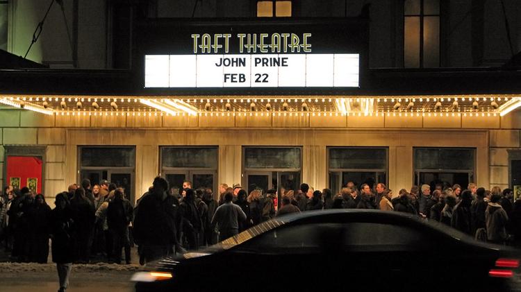 outside-taft-theatre*750xx1024-576-0-96.jpg