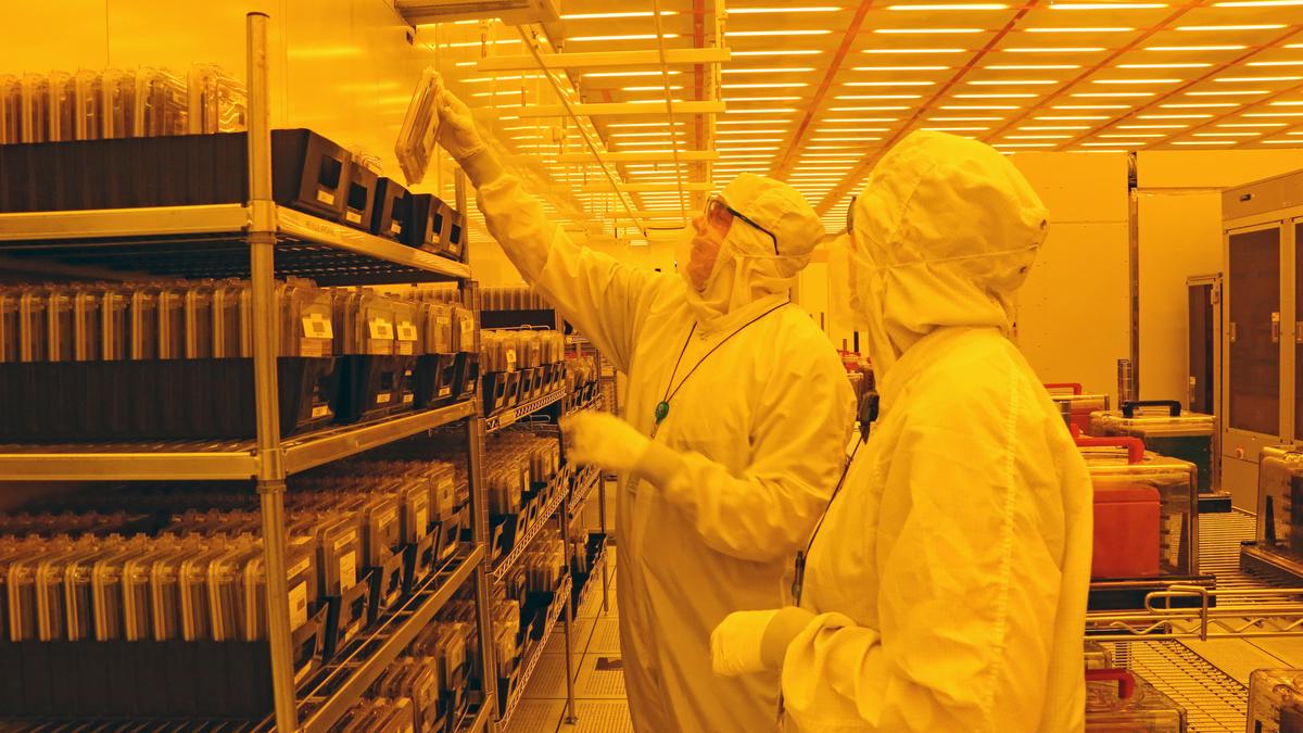 Inside ON Semiconductor's Gresham fab (Photos) Portland Business Journal