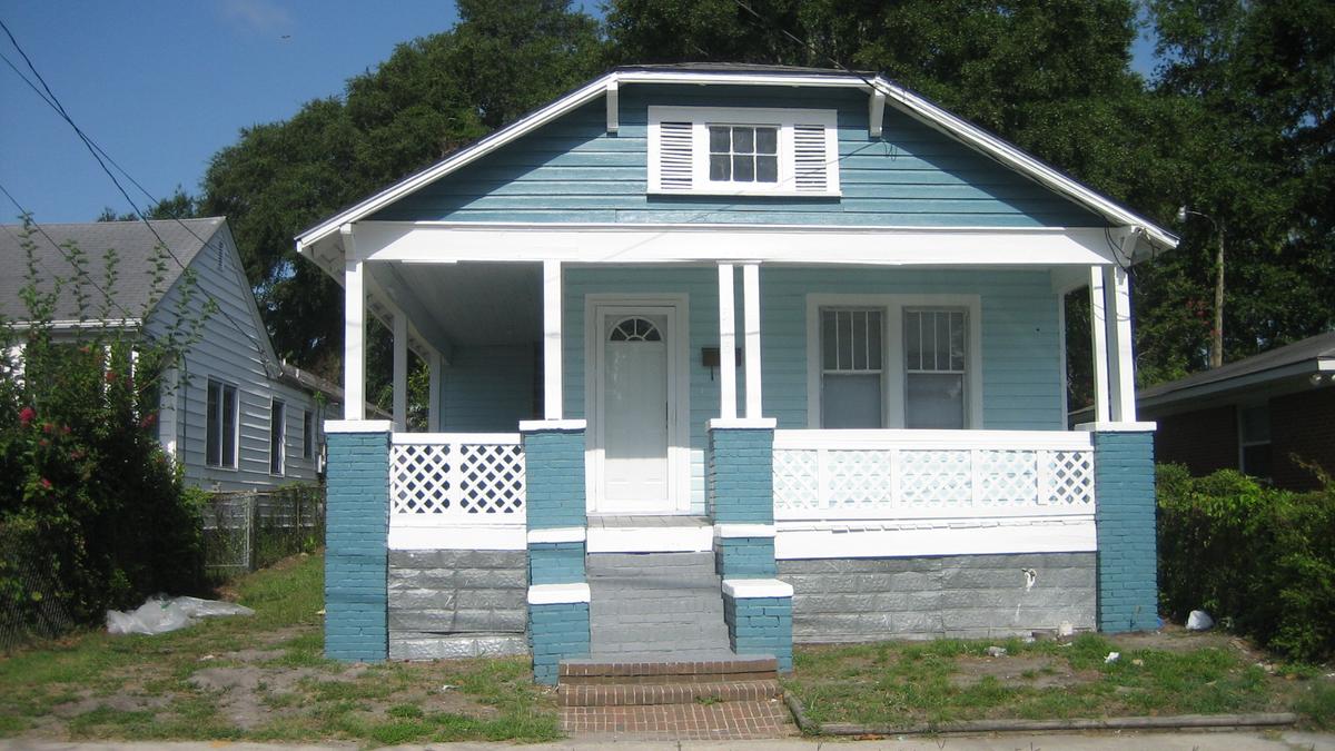 Investor group with ties to film industry buys 83 houses in downtown