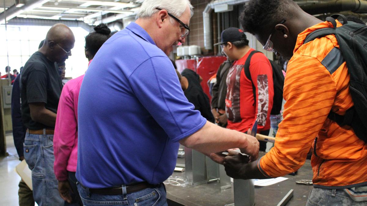 MPS Bradley Tech High School Hosts First Life Mentor Day Milwaukee 