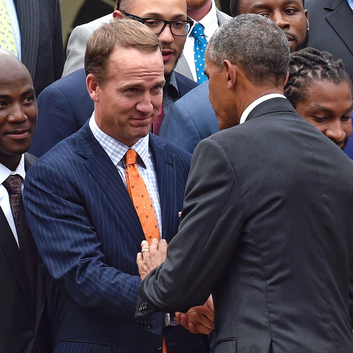 Denver Broncos: Peyton Manning borrowed jersey from fan for TD pass