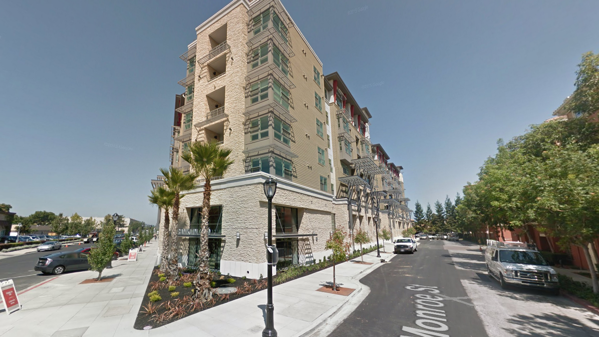 TIAA buys Redwood City apartment complex Franklin 299 Silicon Valley