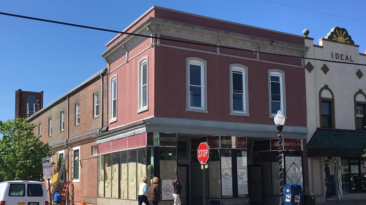 Five And Dime Ale House Aims To Be Go To Place For Sports Burgers In Hampden Five And Dime Ale House Aims To Be Go To Place For Sports Burgers In Hampden