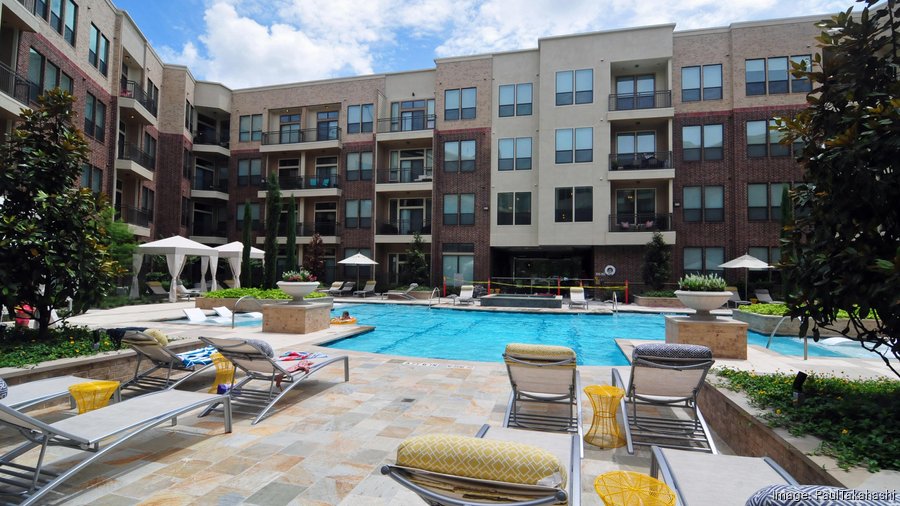 Luxury Apartments in Katy, TX | The Grand at La Centerra