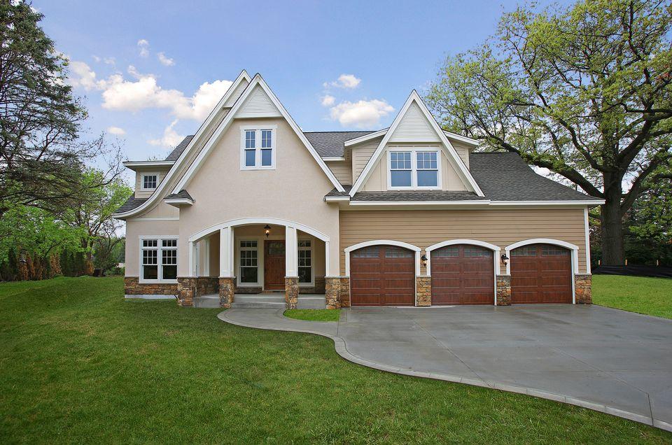 Featured: Jared Allen's Home in Chanhassen