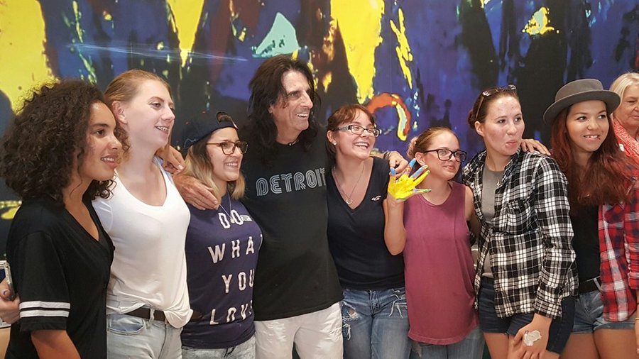 Alice Cooper expands Rock Teen Center with new art studio (SLIDESHOW)