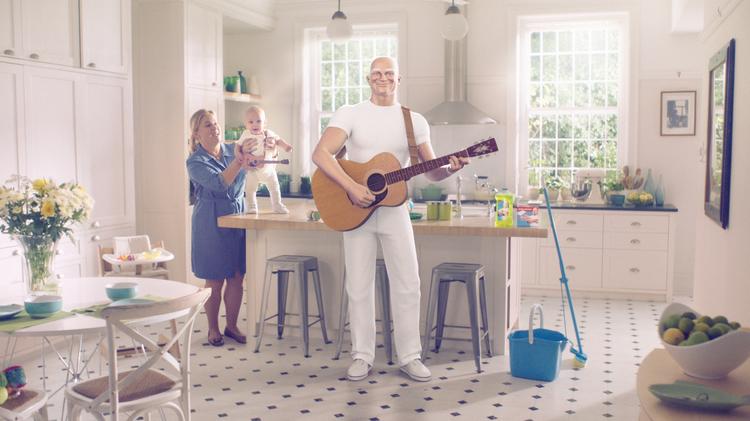 Procter &amp; Gamble's new commercial for Mr. Clean features a jingle from the 1950s.