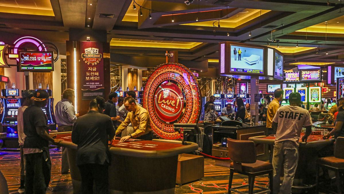 are drinks free at maryland live casino