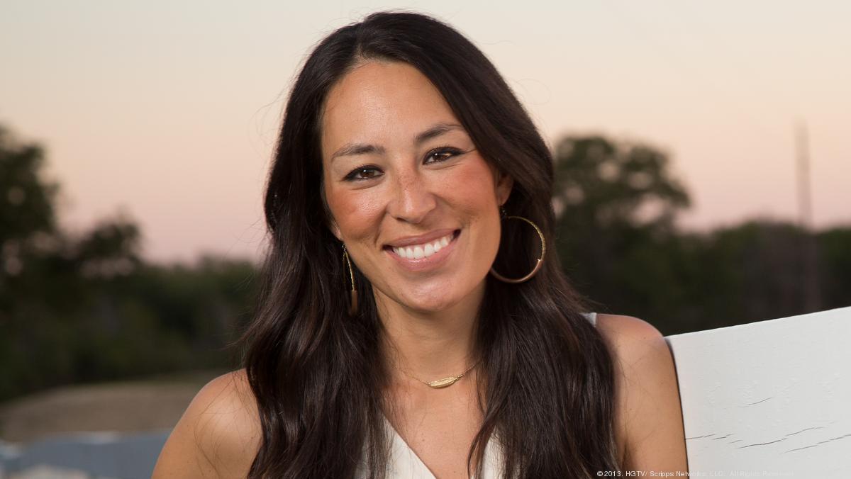 Cover, release date revealed for HGTV star Joanna Gaines' first ...