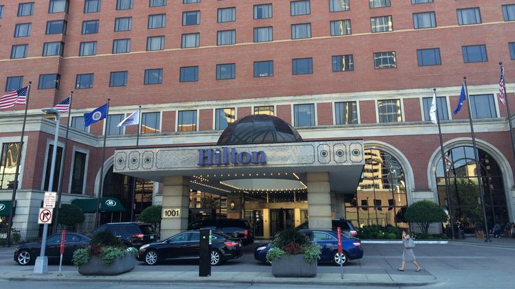Twin Cities Hotels Enjoy 50 Million Super Bowl Boost Minneapolis The Hilton Minneapolis Was One Of Several Twin Cities Hotels That Saw Business For