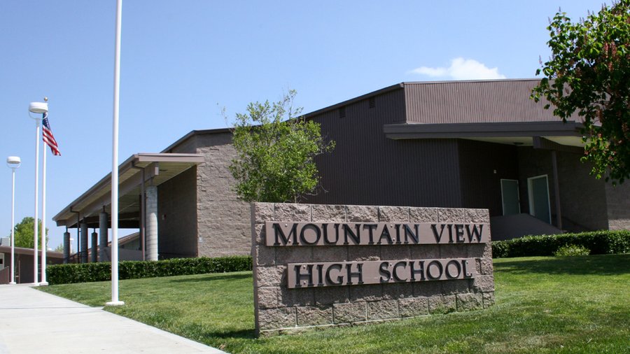 Mountain View High School building