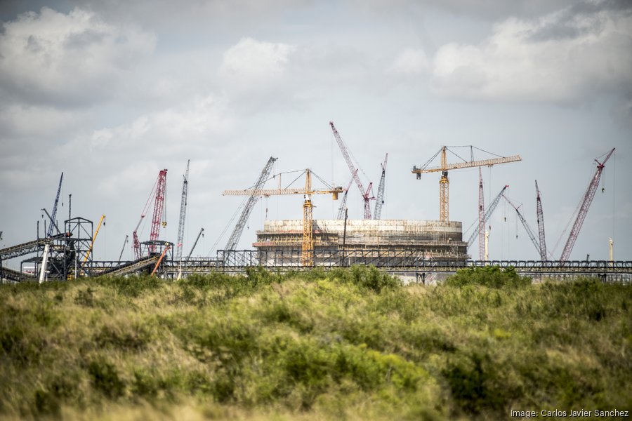 United Energy LNG, Power LNG to merge in pursuit of $3 billion slice of energy market