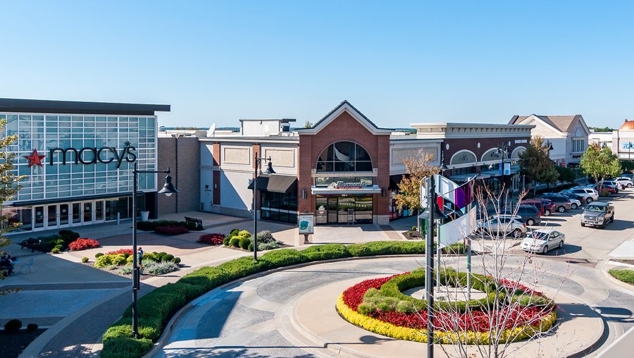 Macy's Summit Fair store will Furniture Mall of Missouri