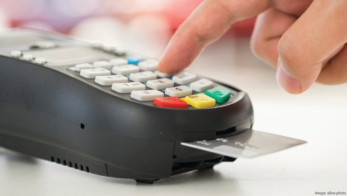 State lawmakers delay credit card fee law for second time amid legal challenges - Chicago Business Journal