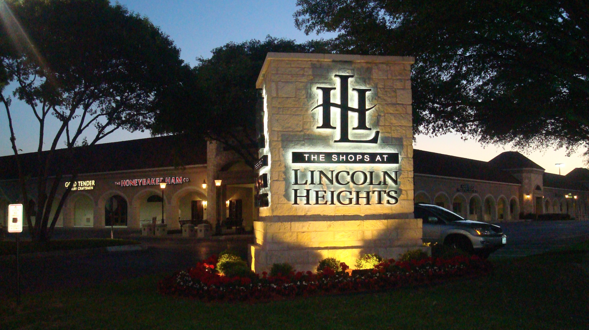 JMCR Lincoln Heights LLC buys HEB anchored Shops at Lincoln Heights near Alamo Heights San