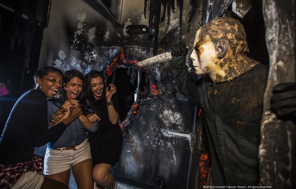 A Scaredy-Cat's Guide to Universal Halloween Horror Nights in Orlando