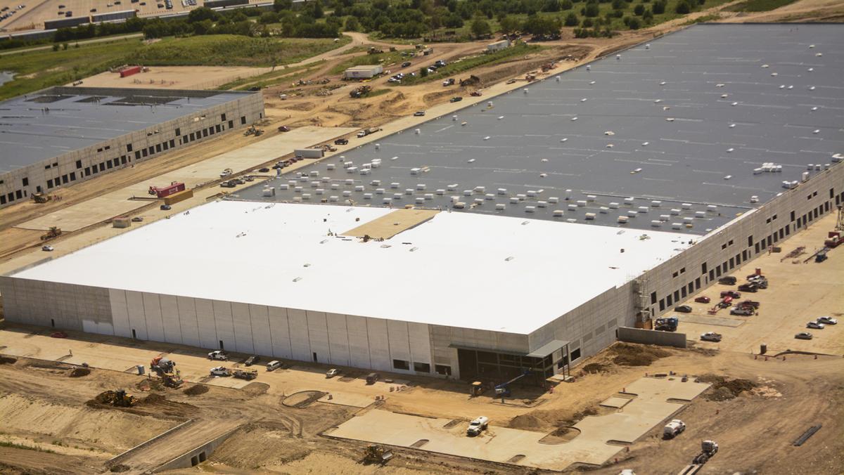 DallasFort Worth industrial absorption surpasses 10M square feet in