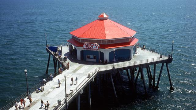 Ruby S Diner In Huntington Beach Gets Extension L A Biz The Huntington Beach City Council Roved A Lease Extension For Ruby S With Requirement