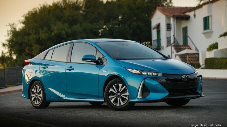 Automotive Minute Toyota Debuts 20 600 Plug In Hybrid Prius Prime Automotive Minute Toyota Debuts 20 600 Plug In Hybrid Prius Prime With 640 Mile Range Slideshow