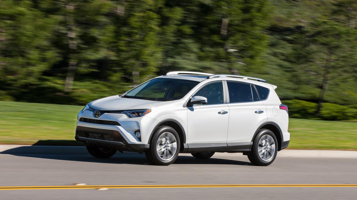 All Toyota RAV4s get impressive safety package - Phoenix Business Journal