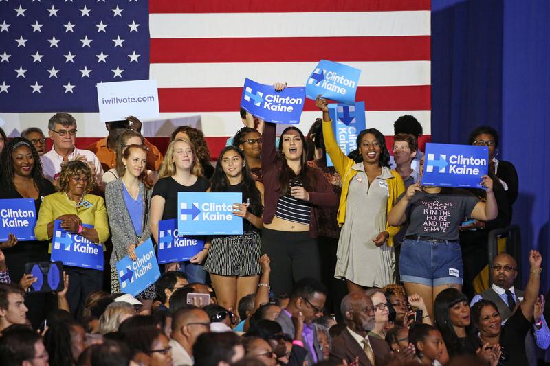 First Lady Michelle Obama campaigns for Hillary Clinton in Charlotte ...