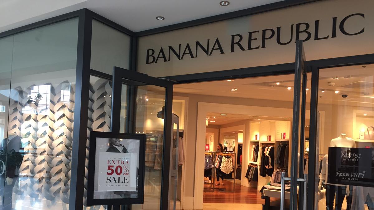 Banana Republic is latest clothing store leaving the Gallery at ...