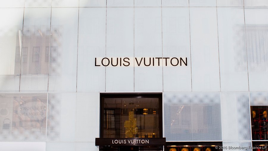Louis Vuitton to open factory, hire 500, in rural Texas town