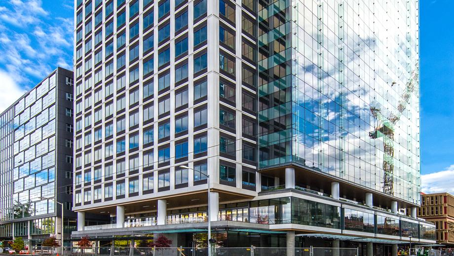 Amazon-leased building sells for $330 million in largest Amazon-leased building sells for $330 million in largest