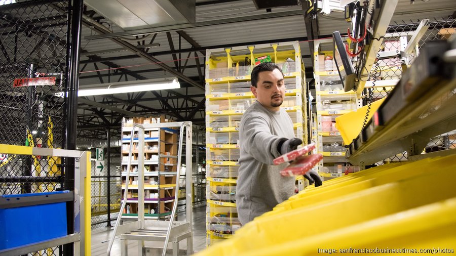 Amazon registers to do business in Hawaii, could a fulfillment center