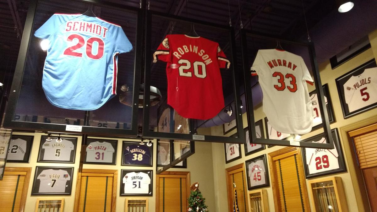 Green Diamond owner to auction baseball memorabilia - Cincinnati ...