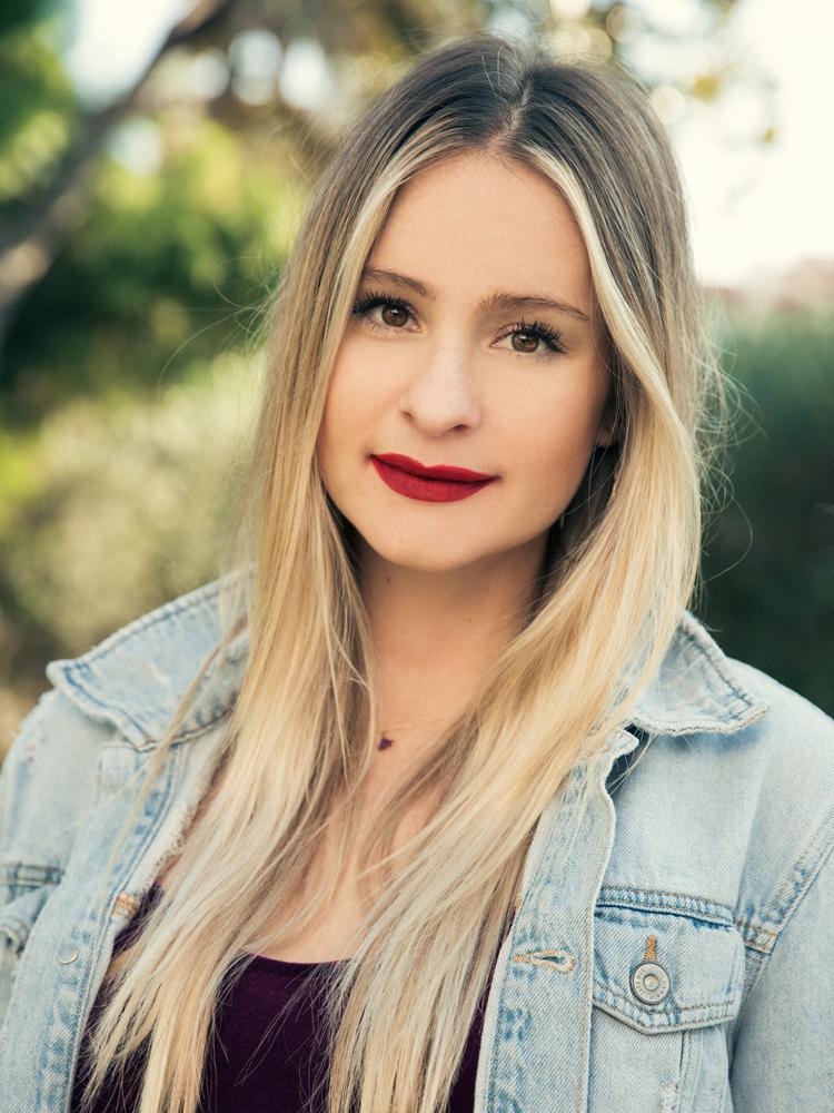 P&G signs celebrity stylist Laura Polko to promote Aussie hair care brand -  Cincinnati Business Courier