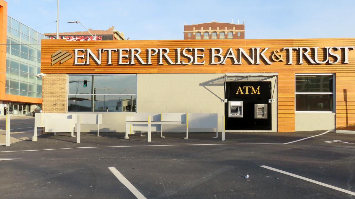 Enterprise Bank & Trust (EFSC) names new Arizona president, CRE leader