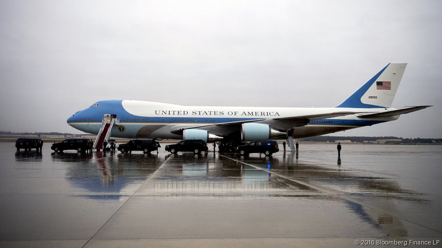Boeing and Trump work out a $3.9 billion deal for new Air