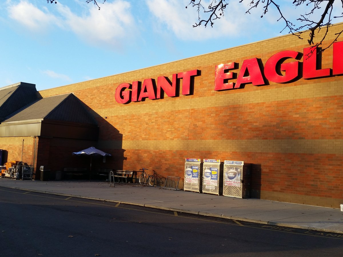 Residents voice concerns over Castos plans to redevelop Giant Eagle site  in Harrison West - Columbus Business First