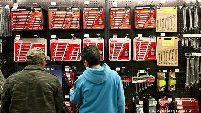 Stanley Black & Decker relaunches Craftsman tool brand in stores