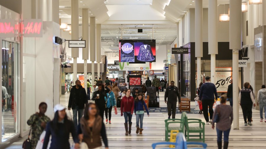 Atlanta mall to require youths to be accompanied after 3 p.m.