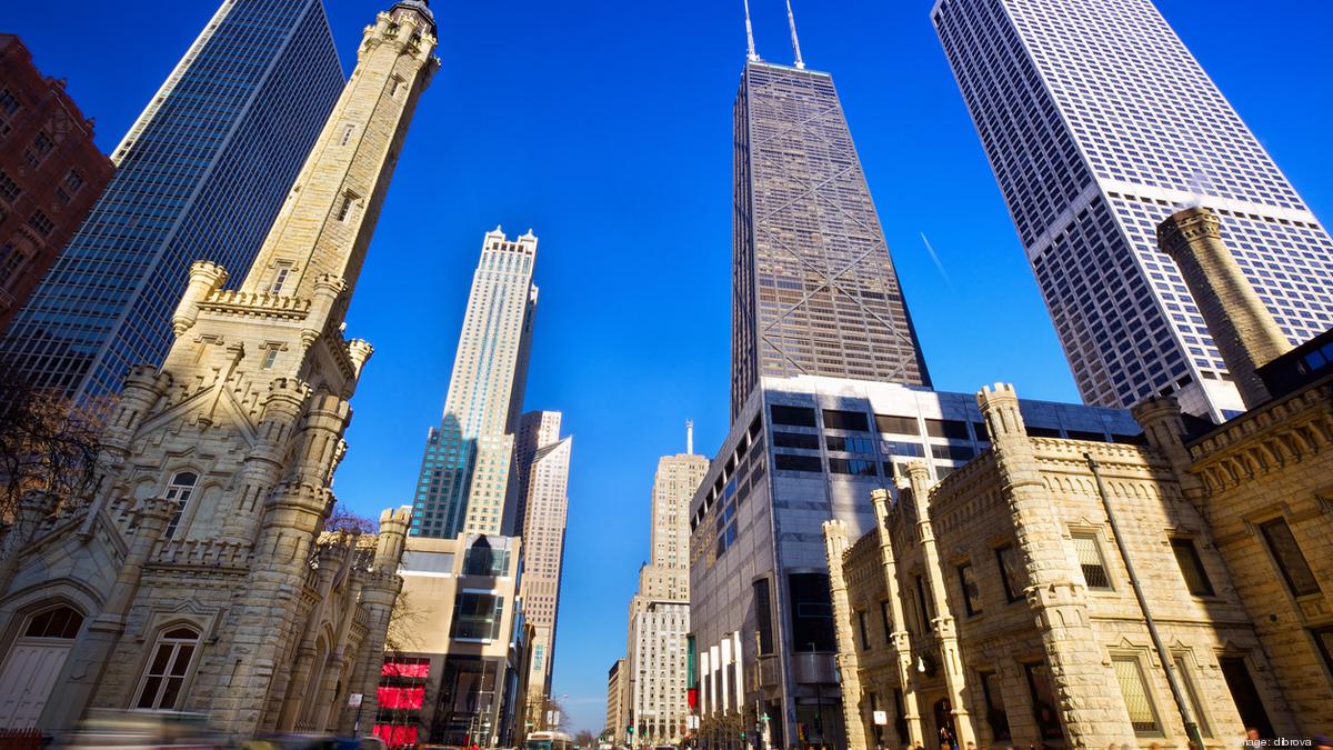 Macy's Closing Chicago's Mag Mile Store