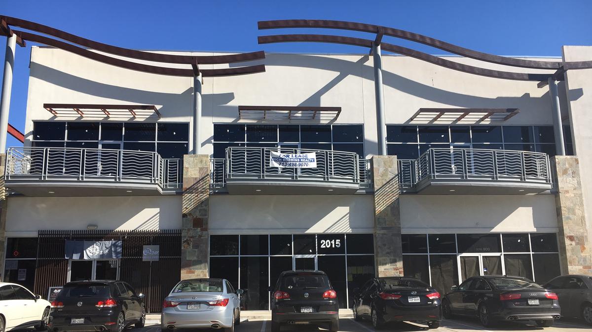 Hot Bagel Shop to join Zen Japanese Izakaya in new Montrose shopping