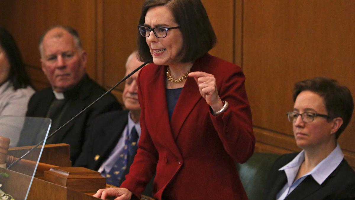 Gov. Brown sworn in, sets the stage for her next two years ...