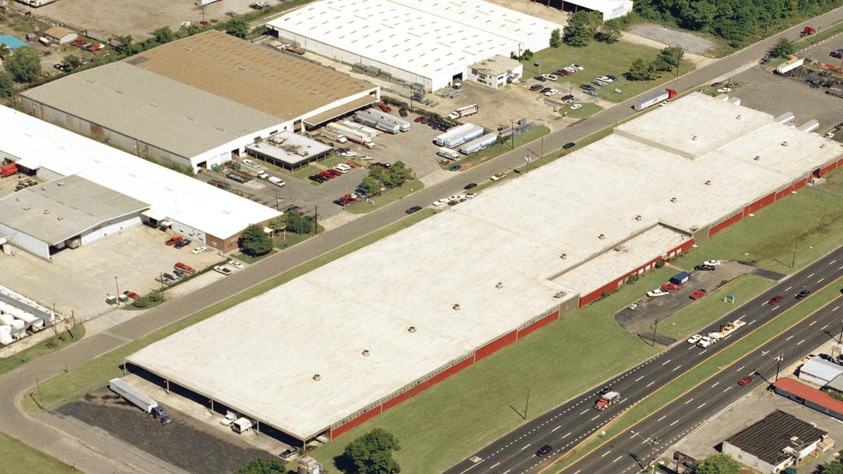 Bham firm sells industrial building on Vanderbilt Road for 2.3M